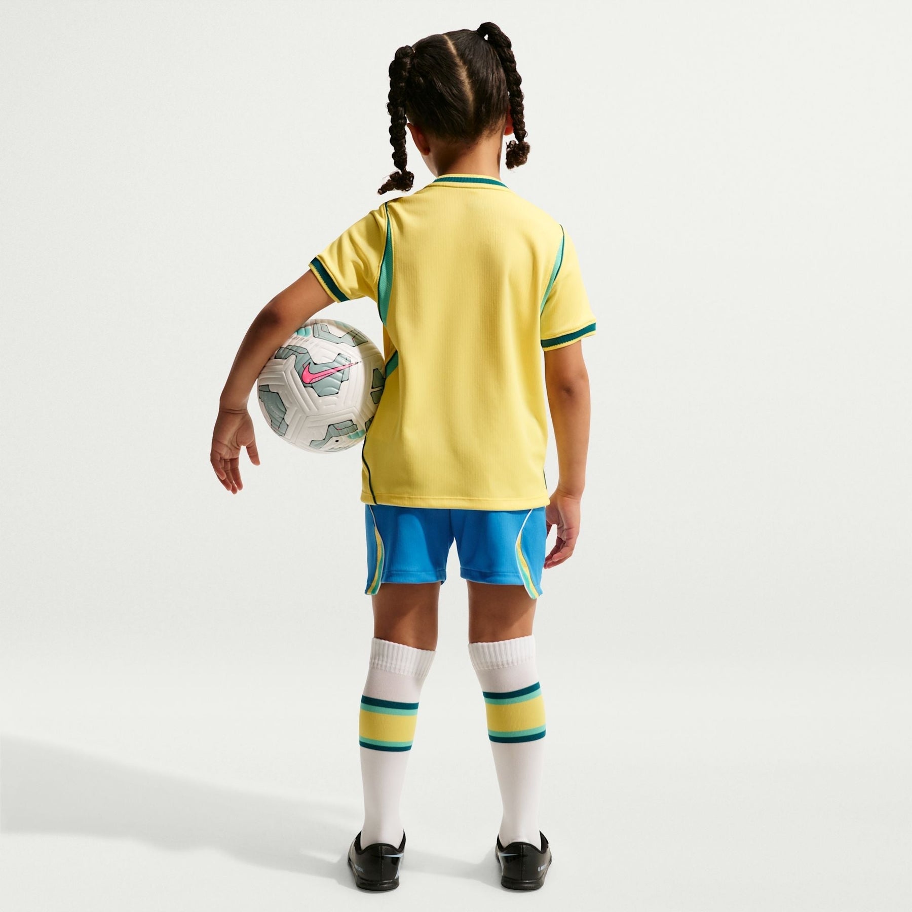 Kit Infantil Brasil 2026/27 Home Premium
